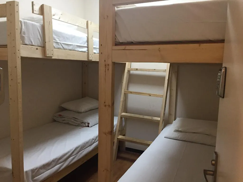 Sophiearth Hostel Tokio Japan