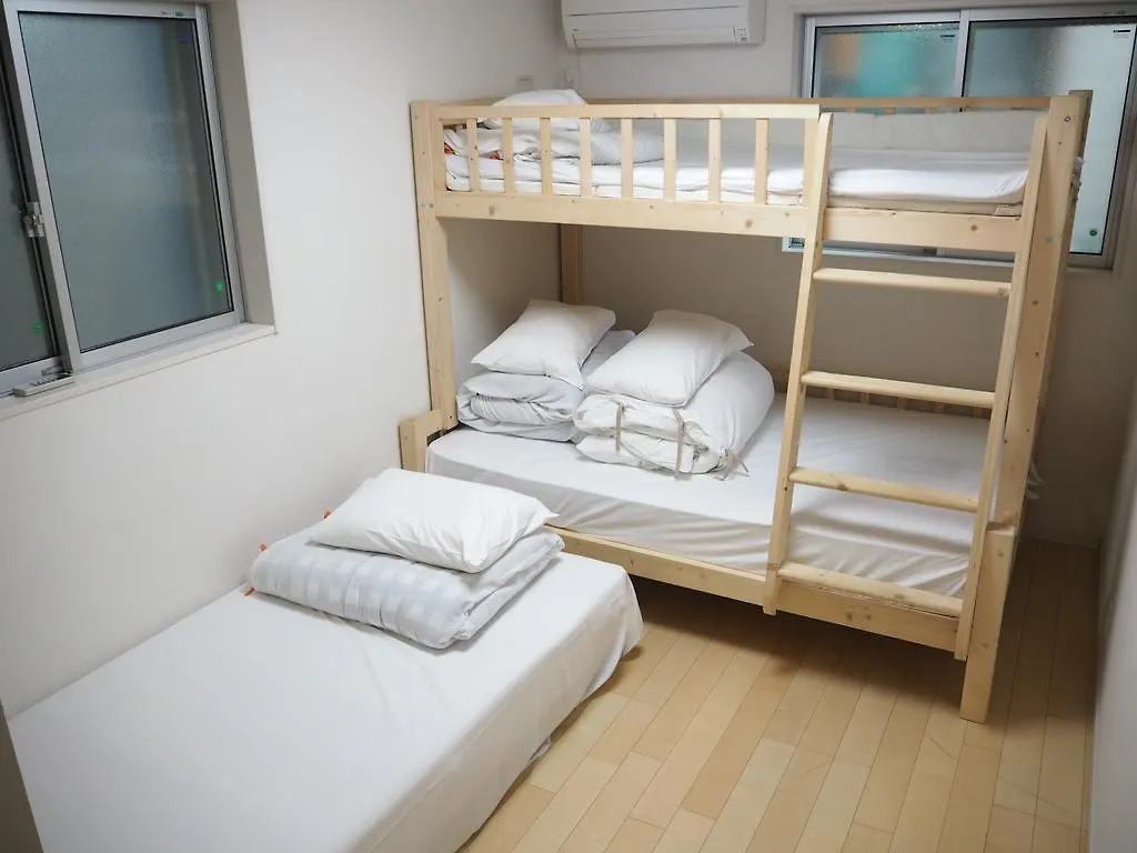 Sophiearth Hostel Tokio Japan